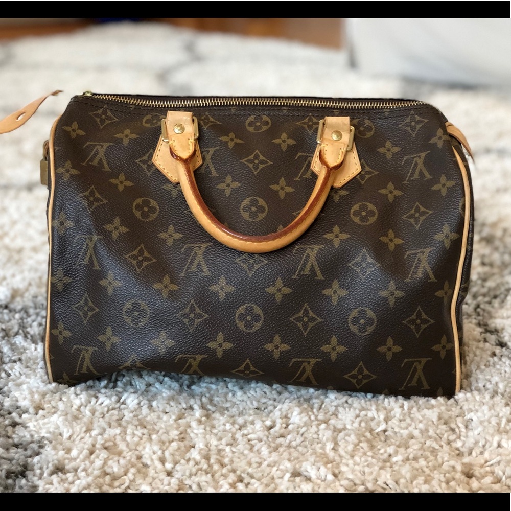 Authentic Louis Vuitton Speedy 30 Monogram Canvas